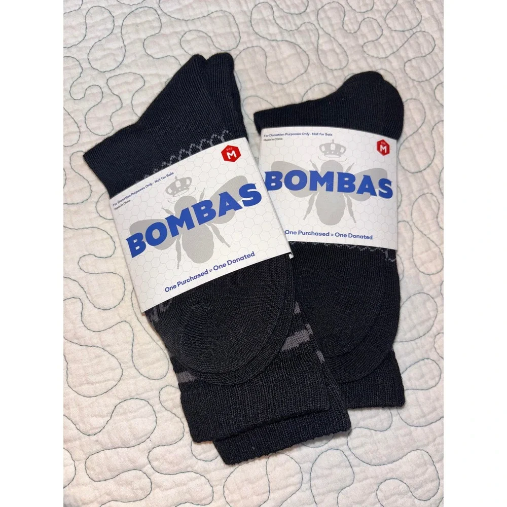 Bombas Black Grey Crew Socks 2 Pairs Size Medium Honeycomb Arch Support